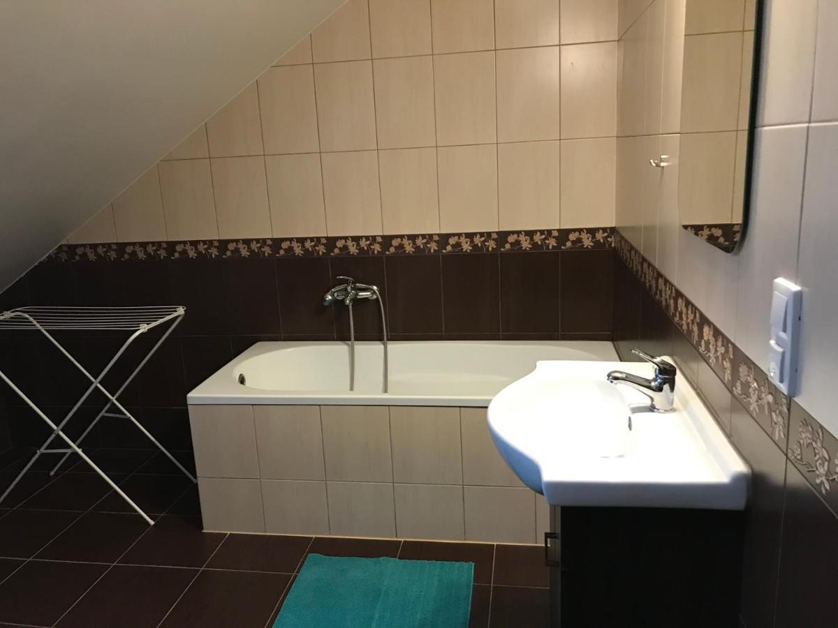 Swierkowe Wzgorze Grabków Kültér fotó